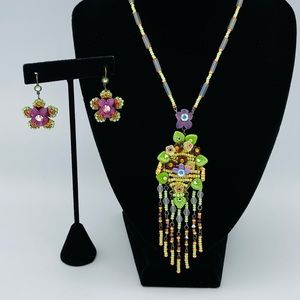 Belladonna jewelry 2pc set.Made in Canada.